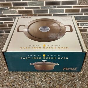 Parini Golden Oil Collection 2.4 qt dutch oven New and in box.